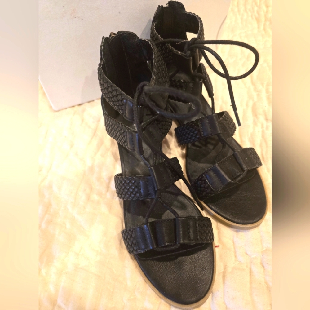 Unique Sandal